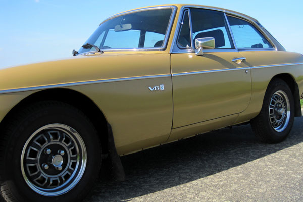 mgt koehn mgb gtv8 600x400 